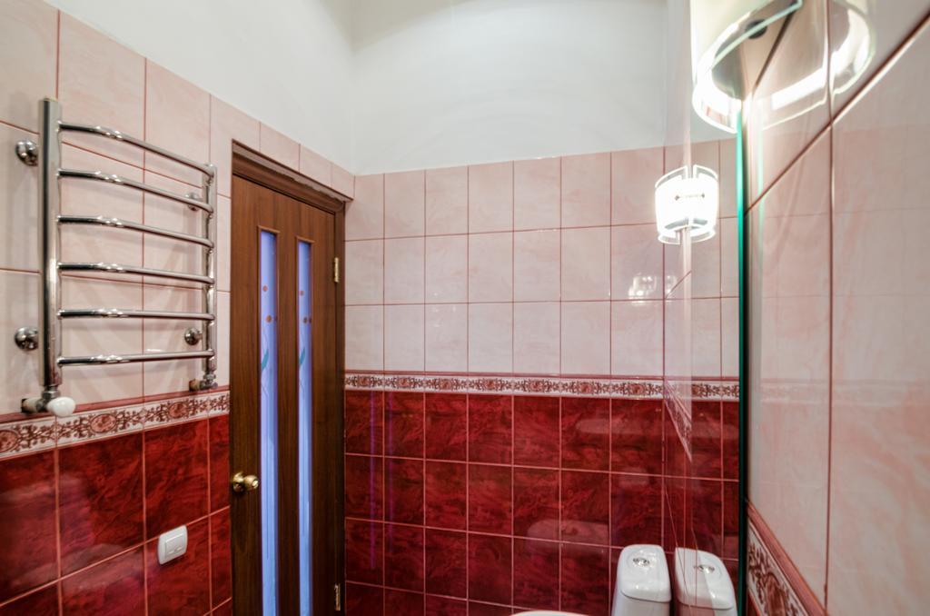 Leogrand Apartments On Kniazia Romana 26 Lviv Kültér fotó